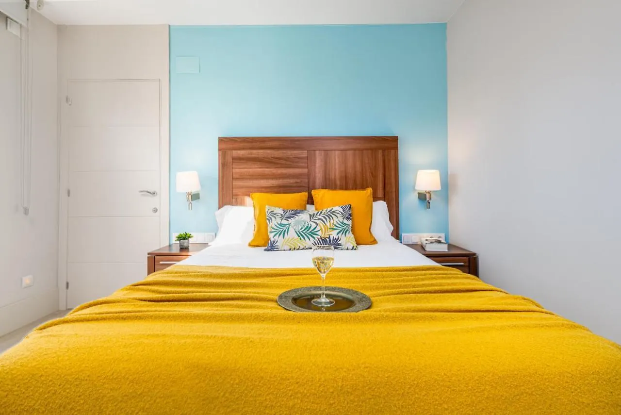 Apartment Kronos On The Beach Suite 4 Barcelona